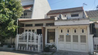 Rumah Dijual di Karangpilang, Surabaya, LB 150m², Harga Kompetitif!