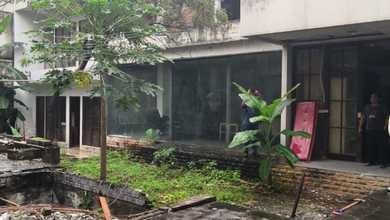 Dijual Via Lelang Hotel Strategis di Kemang