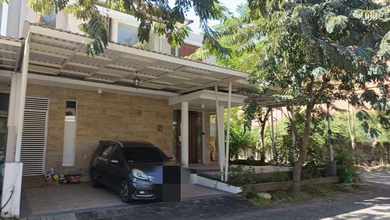 Rumah Favorit di Citraland, Surabaya, 3 KT, Harga 2,3 Miliar