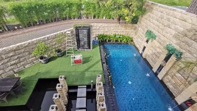 Kesempatan Langka, rumah Prestisius di Sukomanunggal, Surabaya, LB 350m²