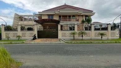 Rumah Mewah 1.5 Lantai Full Furnished di Solobaru Kamar 9