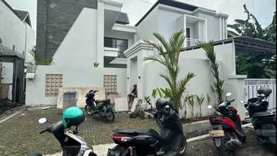 Villa Baru Gress 2 Lantai 3 Kamar Di Badung