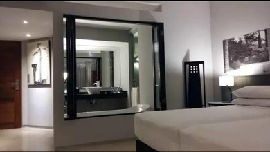 Hotel Modern Arsitektur Kerobokan Badung 20 Kamar 