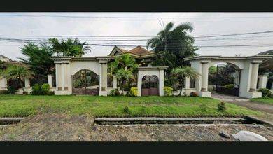 Rumah Modern di Jombang, Jombang, Luas 1500 m2