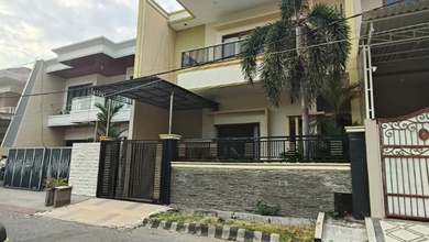 Penawaran Langka, rumah Prestisius di Dharma Husada, Surabaya, LB 310m²