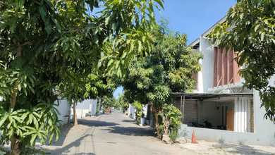 Properti Siap Pakai di Kawasan Surabaya Kota, Surabaya, LT 108m²