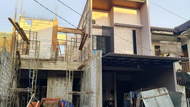 Jual Rumah Strategis di Tenggilis Mejoyo, Surabaya - LT 100m²
