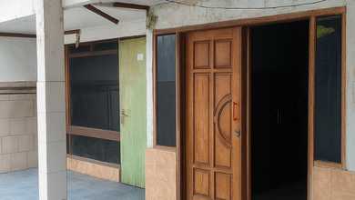 Jual Rumah Strategis di Gubeng, Surabaya - LT 174m²