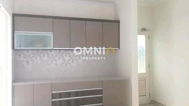Penawaran Langka, rumah Mewah di Tenggilis Mejoyo, Surabaya, LB 480m²