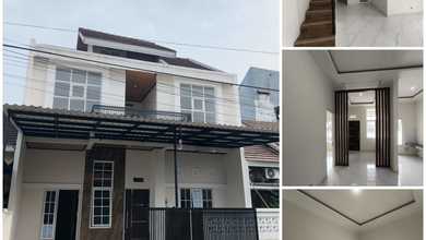 Rumah Dijual di Ketintang, Surabaya, LB 170m², Harga Terbaik!