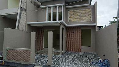 Rumah Siap Pakai di Kawasan Pakal, Surabaya, LT 72m²