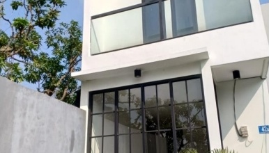 Dijual Rumah Nyaman di Sambikerep, Surabaya - LT 68m²