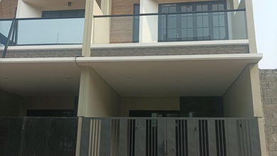 Rumah Siap Huni di Area Margorejo, Surabaya, LT 74m²