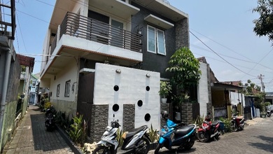 Rumah Dijual di Blimbing, Malang, LB 170m², Harga Kompetitif!