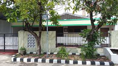 Hunian Favorit di Rungkut, Surabaya, 4 KT, Harga 1,55 Miliar