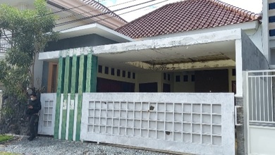 Dijual Rumah Nyaman di Gubeng, Surabaya - LT 156m²