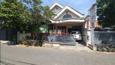 Rumah Siap Huni di Kawasan Medokan Ayu, Surabaya, LT 195m²
