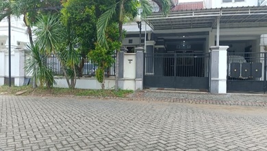 Rumah Dijual di Waru, Sidoarjo, LB 100m², Harga Kompetitif!