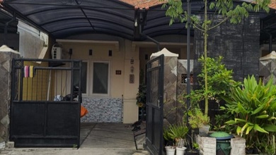 Dijual Rumah Strategis di Medokan Ayu, Surabaya - LT 84m²