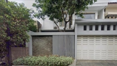 Hunian Favorit di Gayungan, Surabaya, 4 KT, Harga 1,8 Miliar