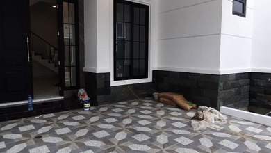Dijual rumah Mewah di Keputih, Surabaya - LT 98m²