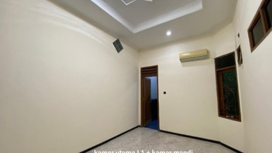 Dijual Rumah Nyaman di Sukomanunggal, Surabaya - LT 166m²