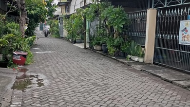 Rumah Minimalis Harga Ekonomis di Petemon, Surabaya, LB 100m²