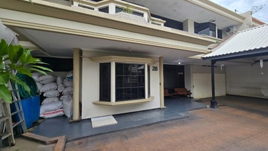 Dijual rumah Eksklusif di Sukomanunggal, Surabaya - LT 450m²