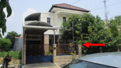 Rumah Mewah di Mulyorejo, Surabaya, 3 Kamar Tidur, LT 360m²