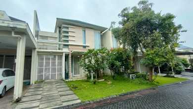 Kesempatan Eksklusif, rumah Prestisius di Sambikerep, Surabaya, LB 120m²