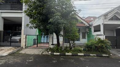 Rumah Dijual di Sutorejo, Surabaya, LB 130m², Harga Kompetitif!