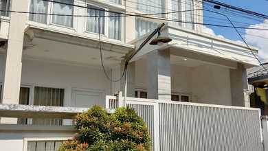 Dijual Rumah Nyaman di Tandes, Surabaya - LT 162m²