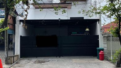 Kesempatan Langka, rumah Mewah di Sukolilo, Surabaya, LB 200m²