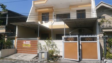 Rumah Dijual di Rungkut, Surabaya, LB 120m², Harga Kompetitif!