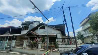 Jual Rumah Nyaman di Wiyung, Surabaya - LT 223m²