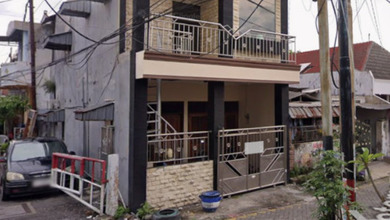 Rumah Dijual di Sawahan, Surabaya, LB 100m², Harga Kompetitif!