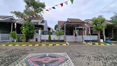 Kesempatan Rumah di Candi, Sidoarjo, LB 120m², Harga 540 Juta