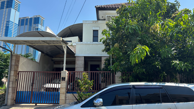 Rumah Area Luxury Mulyorejo, Surabaya - Harga Terbaik 4,1 Miliar