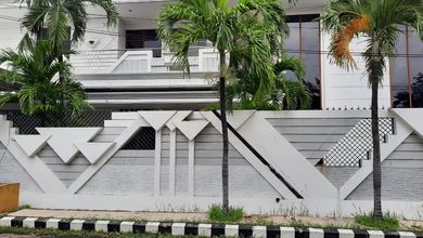 Rumah Area Premium Dharma Husada, Surabaya - Harga Terbaik 13 Miliar