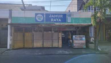 Rumah Dijual di Kebraon, Surabaya, LB 162m², Harga Kompetitif!
