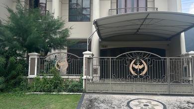 Rumah Sewaan Murah di Pakuwon Indah, Surabaya, 5 KT, Harga 160 Juta /tahun