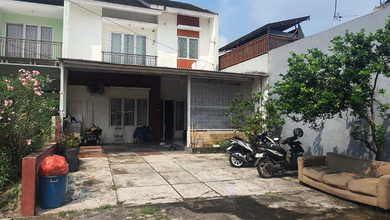 Kesempatan Rumah di Cinangka, Depok, LB 60m², Harga 1,4 Miliar