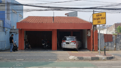 Dijual - Ruko Strategis & Luas di Area Jatipadang, Pasar Minggu