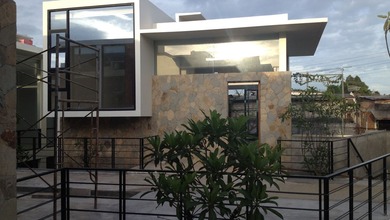 Rumah Area Premium Kemang, Jakarta Selatan - Harga Terbaik 29 Miliar