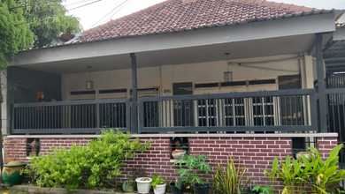 Promo Rumah di Tambaksari, Surabaya, LB 240m², Harga 2,35 Miliar