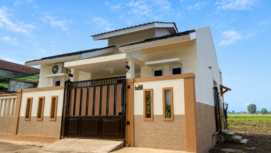 Properti Siap Pakai di Area Tarumajaya, Bekasi, LT 120m²