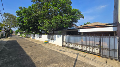 For Sale rumah Eksklusif di Pesanggrahan, Jakarta Selatan - LT 433m²