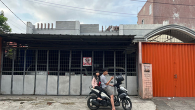 Rumah Prestisius di Kawasan Duren Sawit, Jakarta Timur, LB 300m², Harga 5 Miliar