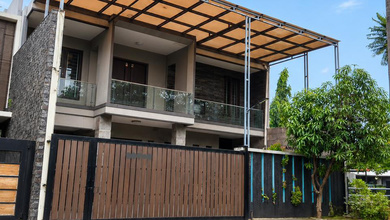 Rumah Prestisius di Kawasan Cipondoh, Tangerang, LB 650m², Harga 6,8 Miliar