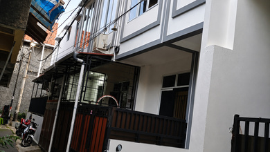 Rumah Dijual di Kemayoran, Jakarta Pusat, LB 54m², Harga Terbaik!